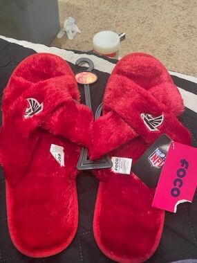 FOCO Atlanta Falcons Plush Red Women's Slippers